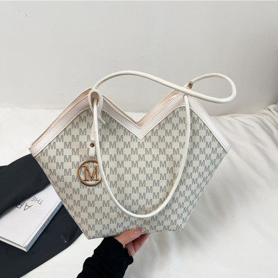 حقيبة كتف فاخرة خفيفة متقدمة طباعة حروف M حقيبة يد...