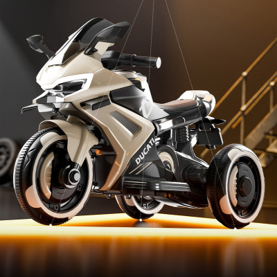 دباب شحن ثلاث عجلات بطارية 6V موتر 380 مع أصوات وا...