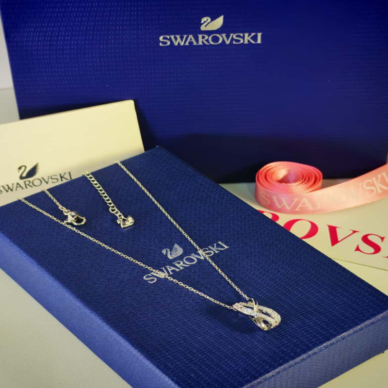 سلسال سواروفسكي