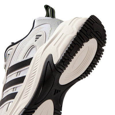 حذاء Adidas FC Classic Classic للأب، مريح ومتين، ل...