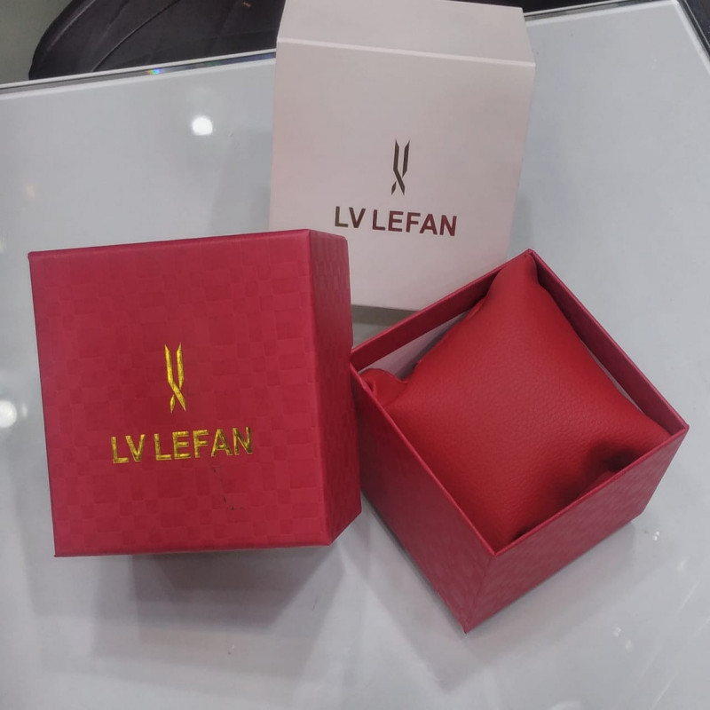 ساعة ليفان 280017