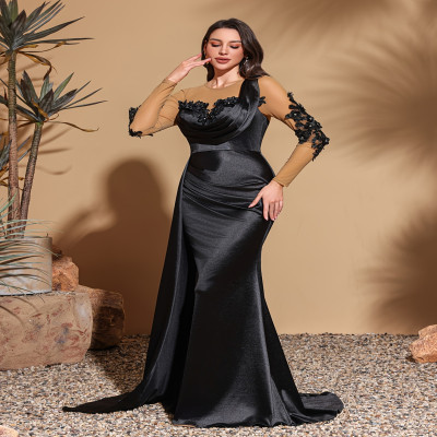 فستان ساتان شبكي مزين بأكمام طويلة مع أشرطة جانبية