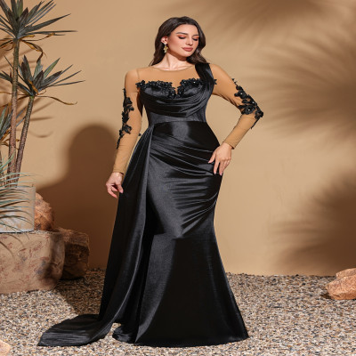 فستان ساتان شبكي مزين بأكمام طويلة مع أشرطة جانبية