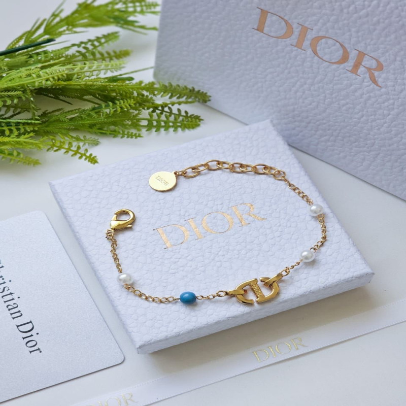 اسوارة ديور Dior