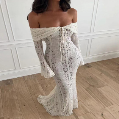 فستان نسائي