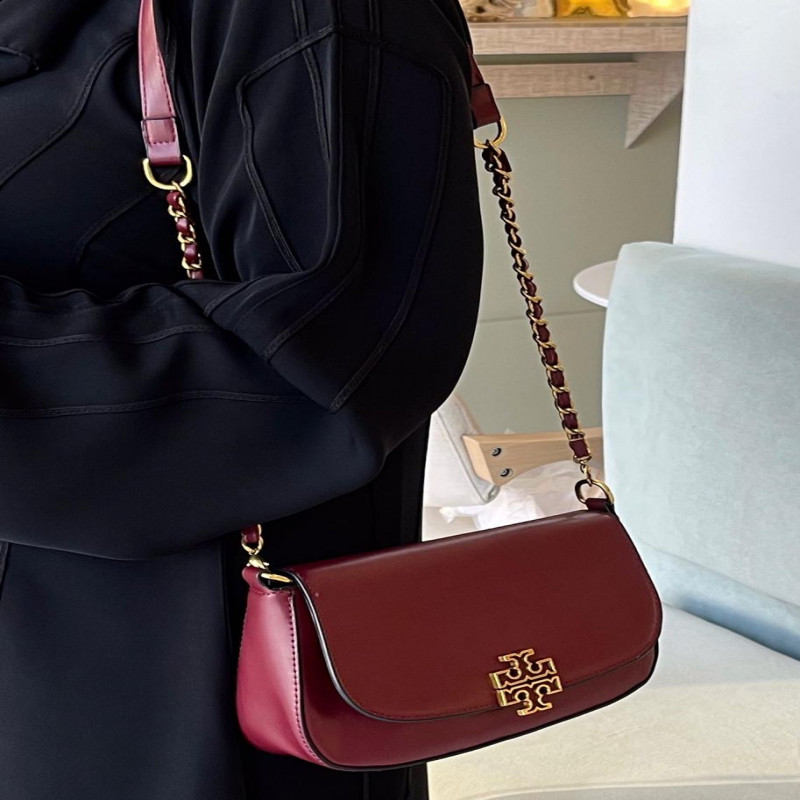 شنطة نسائية من ماركة توري بورش TORY BURCH