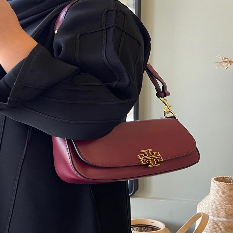 شنطة نسائية من ماركة توري بورش TORY BURCH