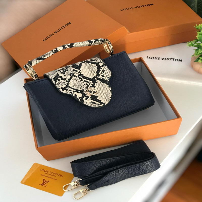 شنطة نسائية من ماركة لويس فيتون