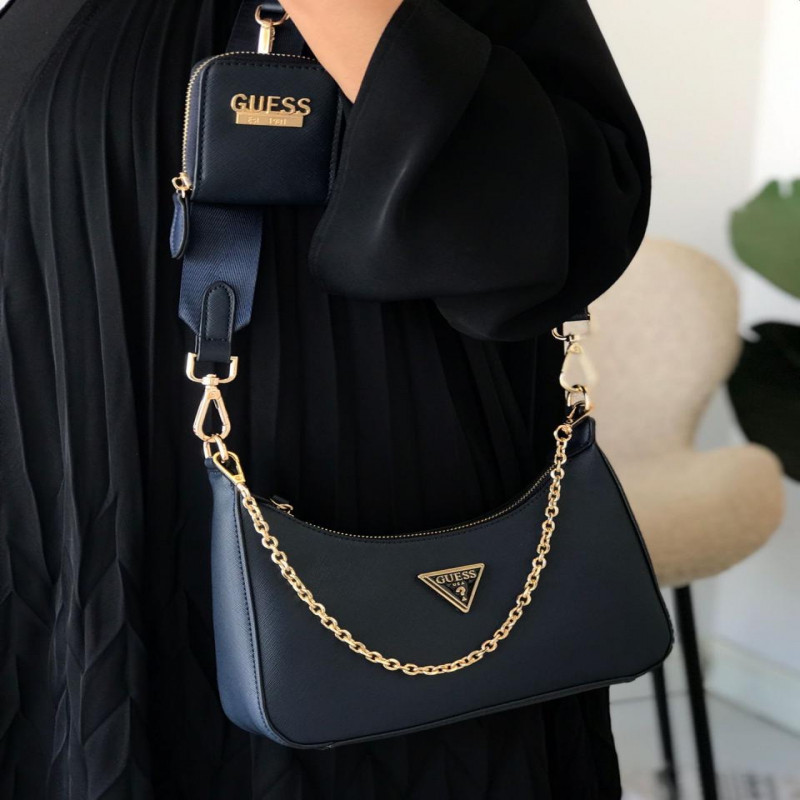 شنطة نسائية من ماركة جيس GUESS