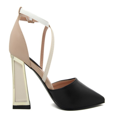 موقف الموضة - Fashion Stand