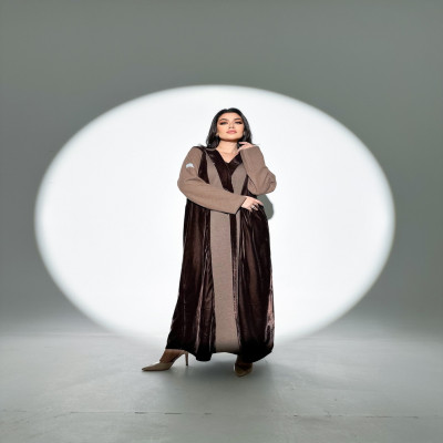 عباية الشيخه مقاس 60