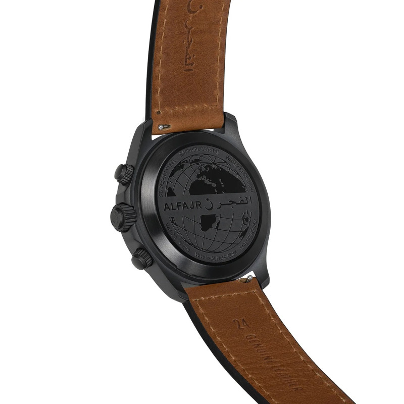 ساعة الفجر داينمك بني اسود