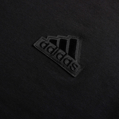 تي شيرت نسائي من Adidas بأكمام طويلة، عصري للرياضا...