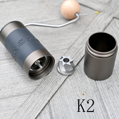 مطحنة القهوة اليدوية Kingrinder مطحنة محمولة 420 م...