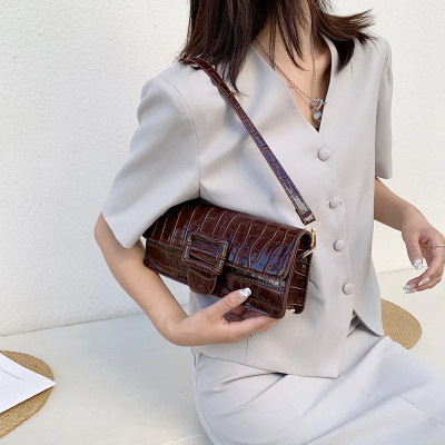 حقيبة كتف نسائية من الجلد الصناعي ، نقش حجري ، مرب...